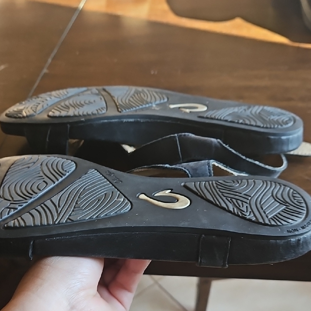 OluKai Women's Dual-Strap Leather Sandals in Brown and Black - Picture 4 of 12